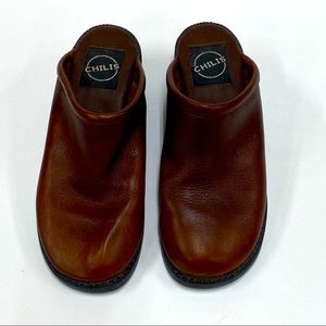 Chili’s Leather Clogs Brown Size 7